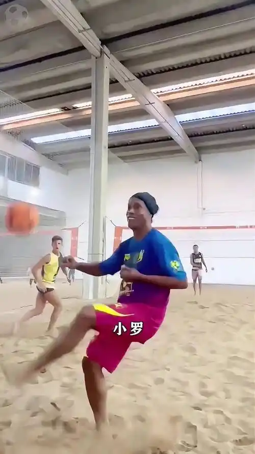 脱颖而出的