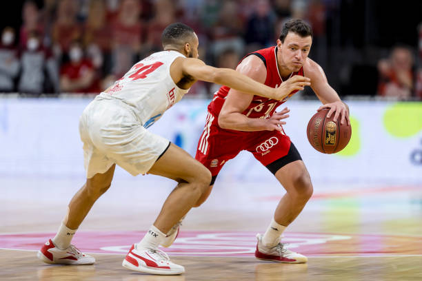 此次赛事的 此次赛事的